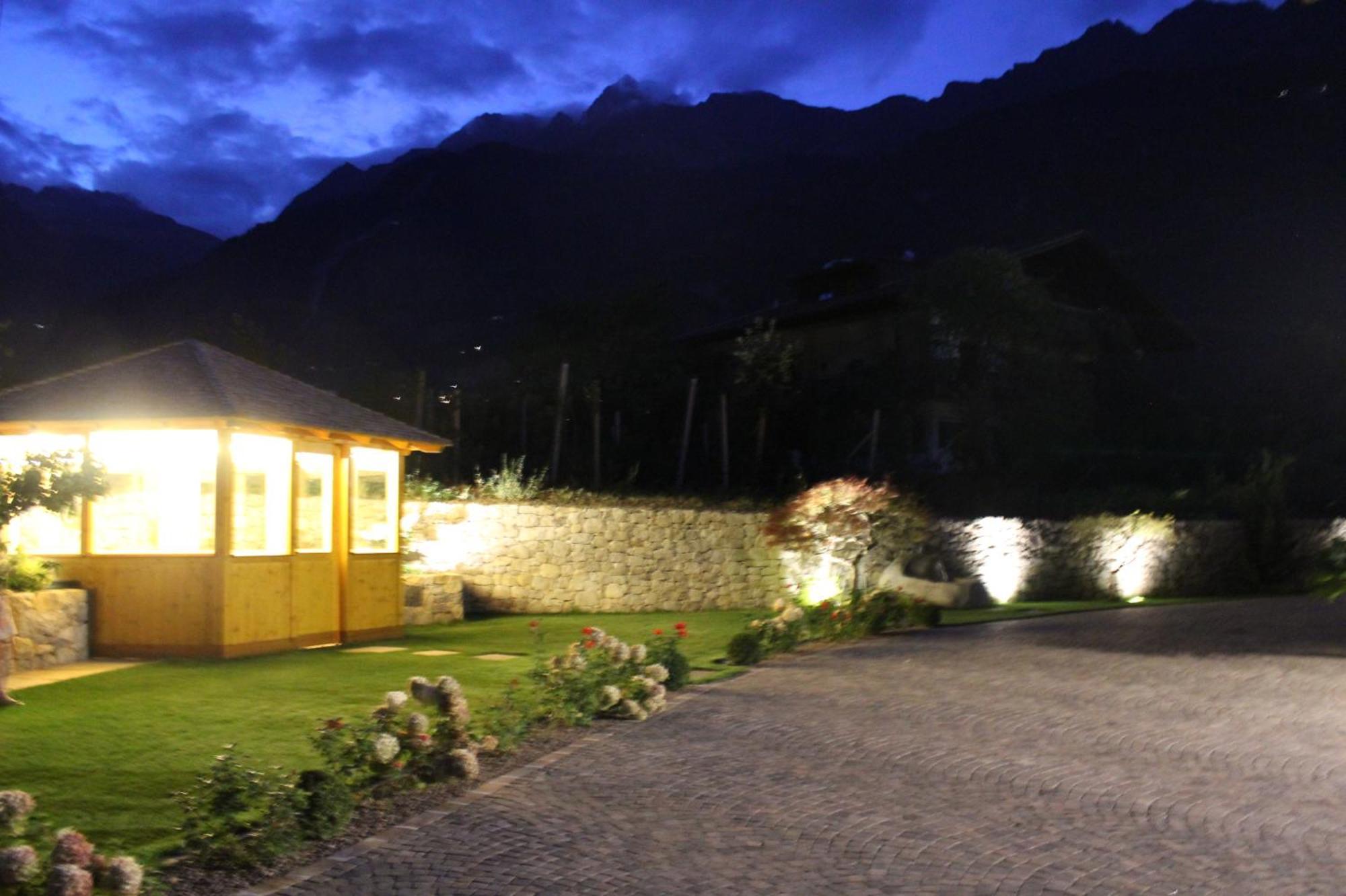 Appartementhaus Tratter Lagundo Ngoại thất bức ảnh