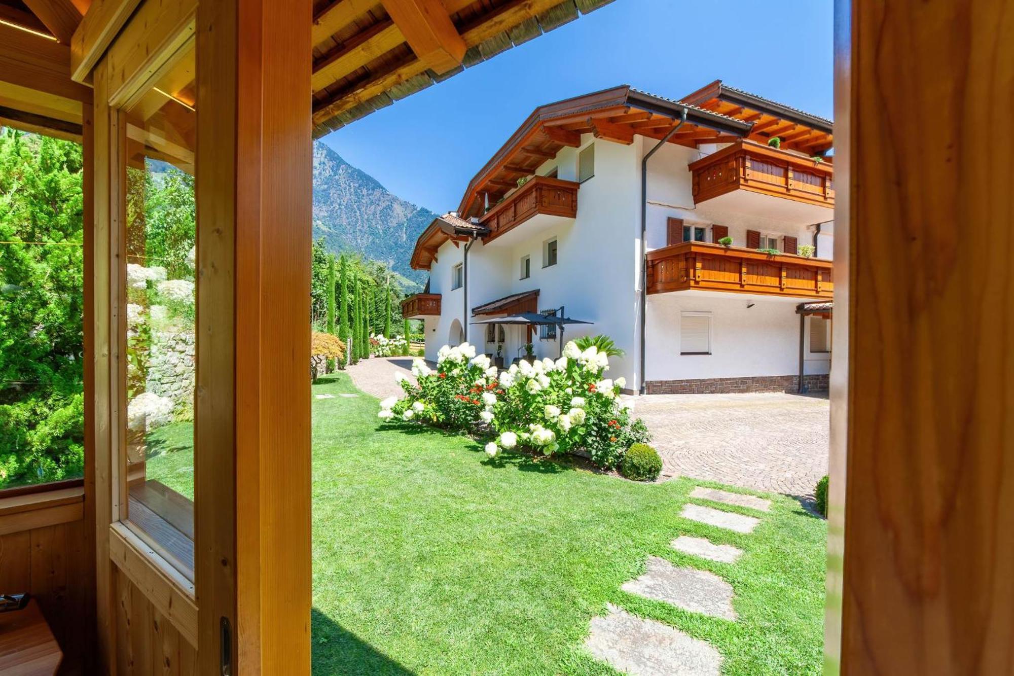 Appartementhaus Tratter Lagundo Ngoại thất bức ảnh