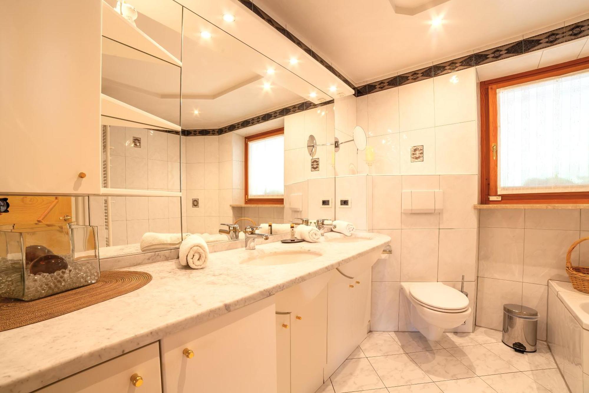 Appartementhaus Tratter Lagundo Ngoại thất bức ảnh